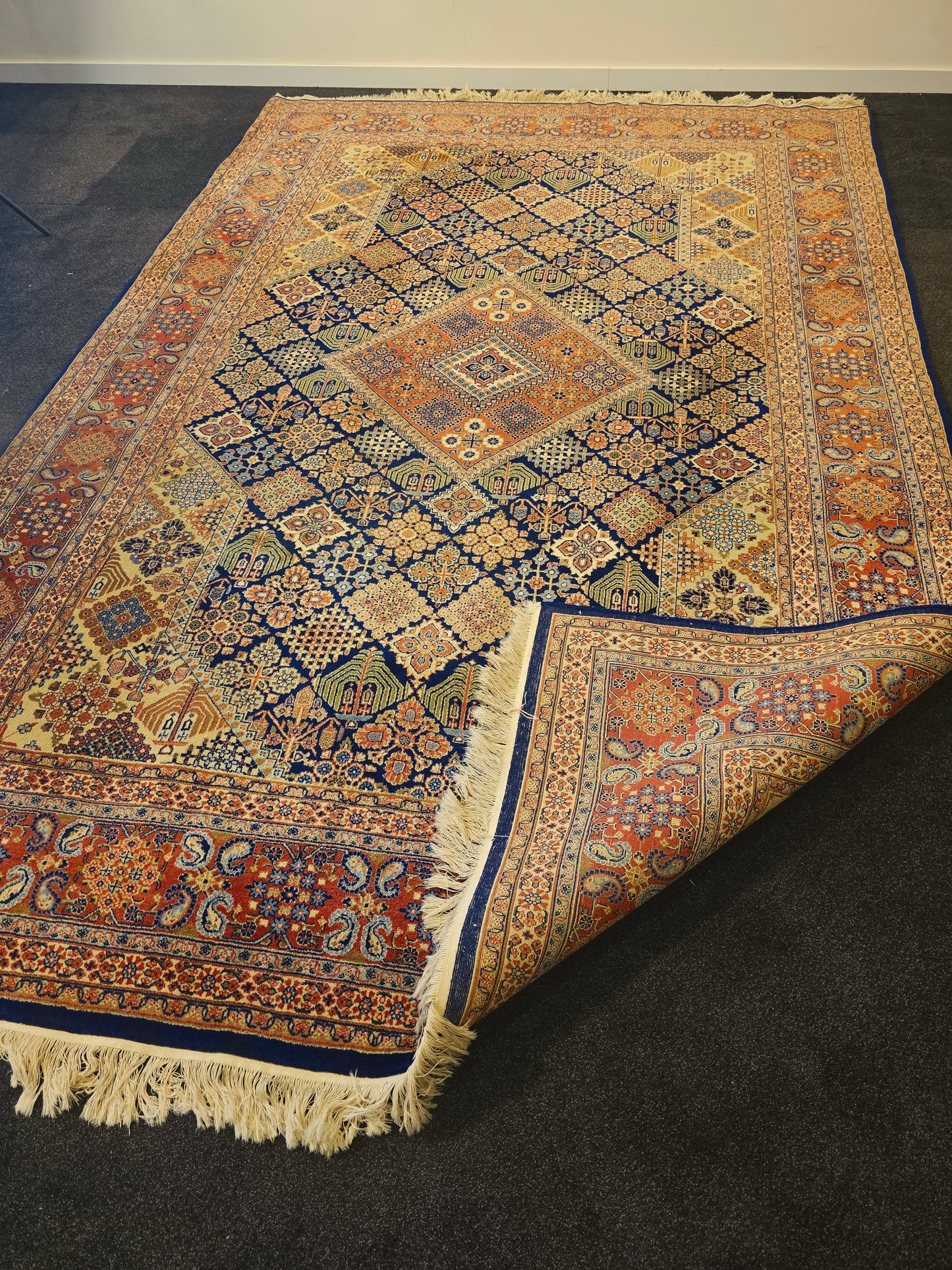 Perzisch tapijt Ispahan 310x200 handgeknoopt wollen vloerkleed