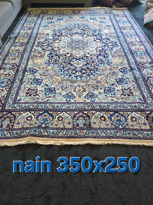 Groot Perzisch tapijt Nain 350x250 handgeknoopt wollen vloerkleed