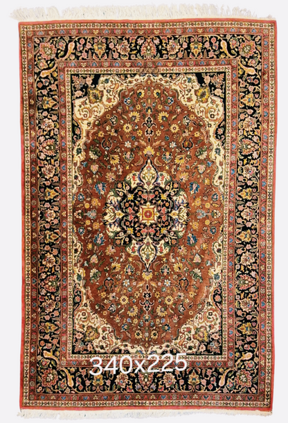 Groot Perzisch tapijt Mashad 340x225 wollen vloerkleed iran