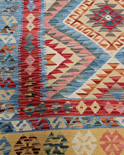 Afgan Tribal kelim 250x176